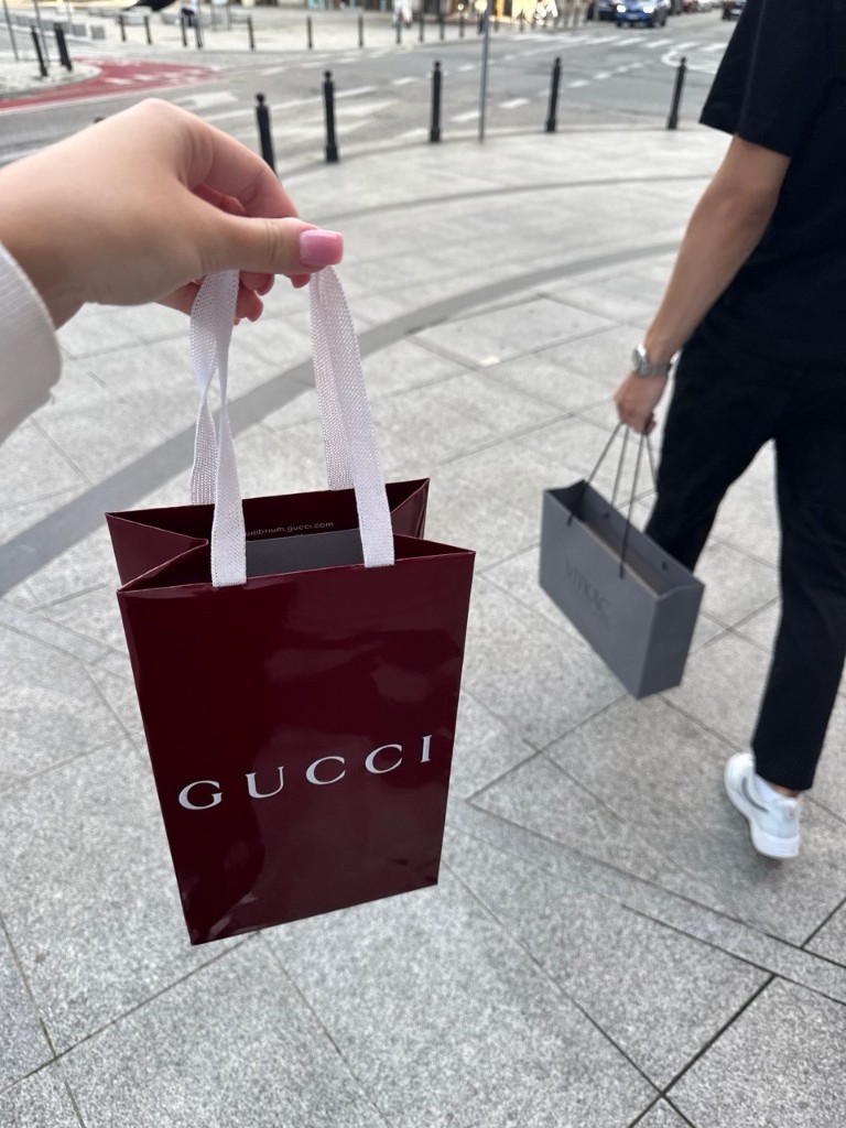 Gucci на улице